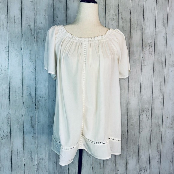 Xhilaration (Target) | Elegant White Women's Top - Picture 2 of 13